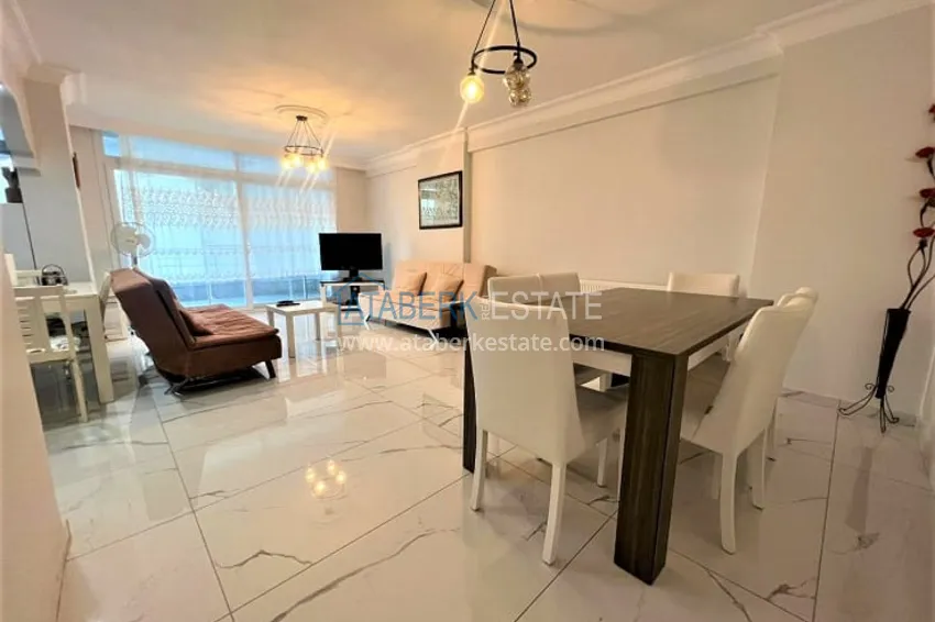 Приобрести Просторная четырехкомнатная квартира на первой береговой линии район Мезитли-Мерсин 3 