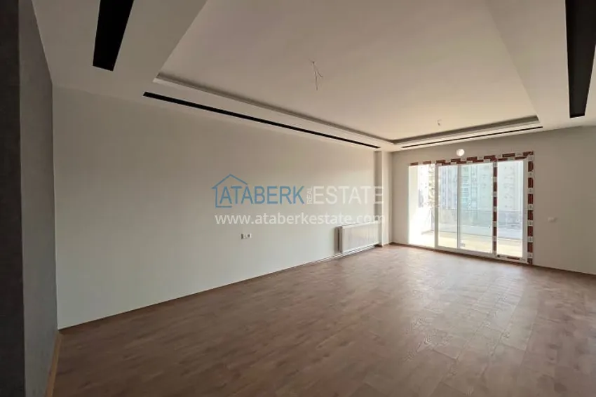 Приобрести Апартаменты 2+1 в новом жилом комплексе в районе Мезитли-Мерсин 2 