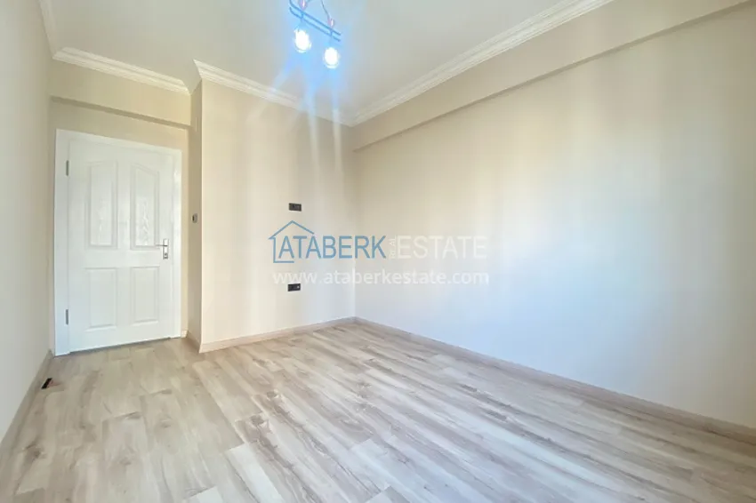 Приобрести Городская квартира в спальном районе Чифтликкей, города Мерсин 2 