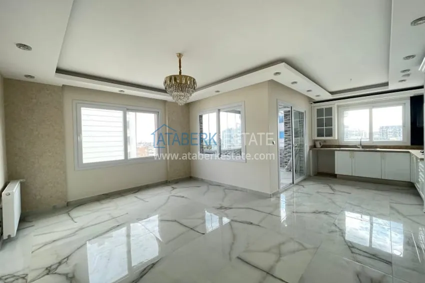 Приобрести Квартира 3+1 с видом на море и горы в районе Тедже-Мерсин 2 