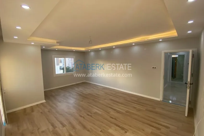 Приобрести Просторная четырехкомнатная квартира в районе Мезитли-Мерсин 2 