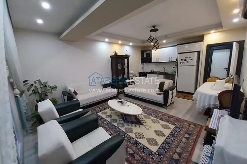 Квартира 2+1 в спокойном и чистом районе Мерсина- Чешмели 1 