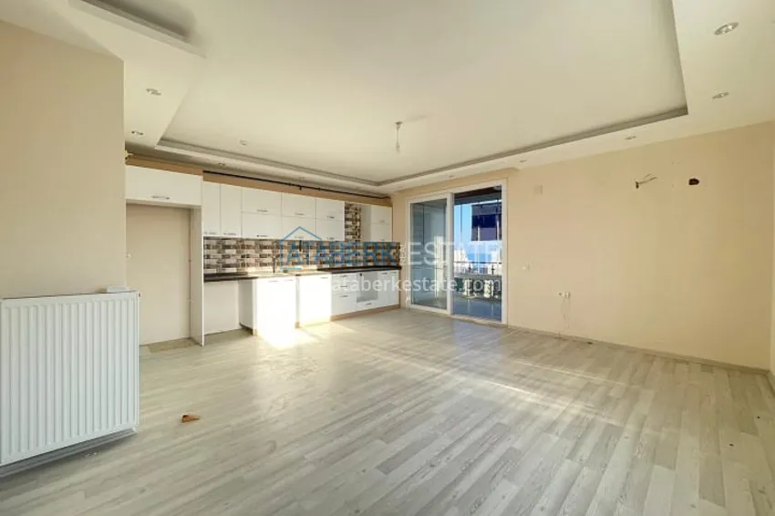 Приобрести Апартаменты 3+1 с видом на море и горе в районе Тедже-Мерсин 2 