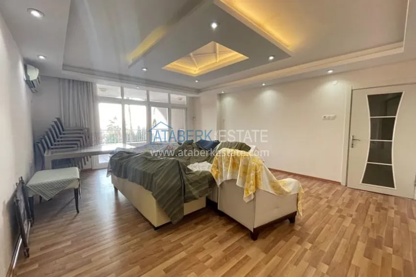 Приобрести Квартира 3+1 с собственным пляжем в комплексе с инфраструктурой в районе Мезитли-Мерсин 3 