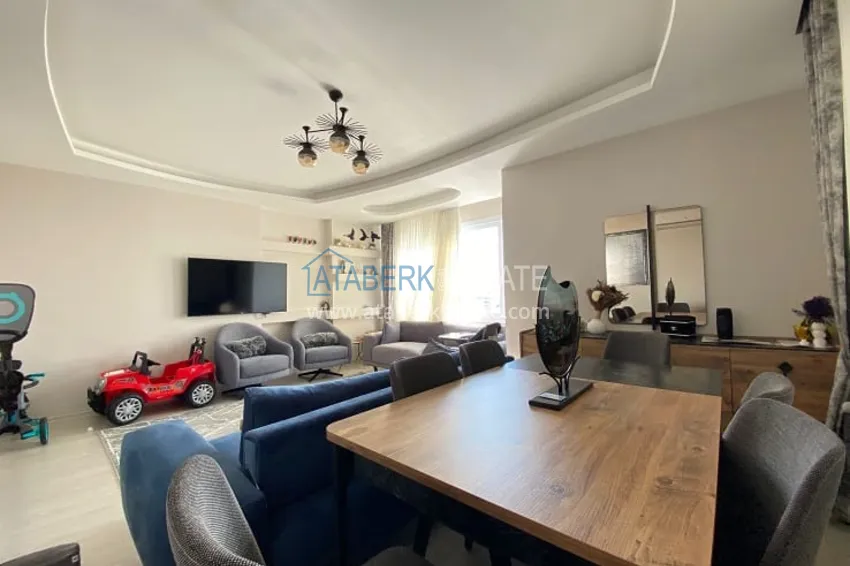 Приобрести Апартаменты 3+1 с видом на море и горы, в популярном районе Мерсина-Мезитли 2 