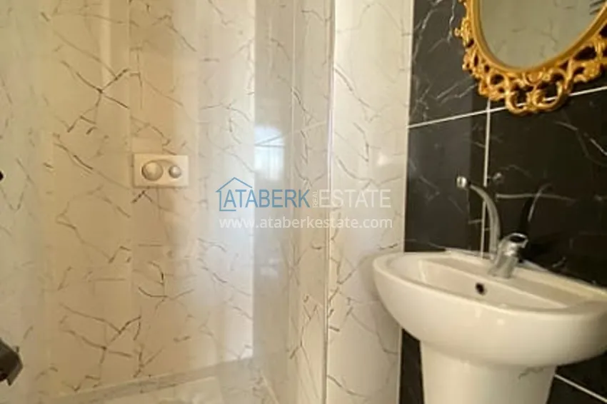 Приобрести Квартира 3+1 с застекленными балконами, частично вид на море, в центральном районе Мерсина-Мезитли 21 