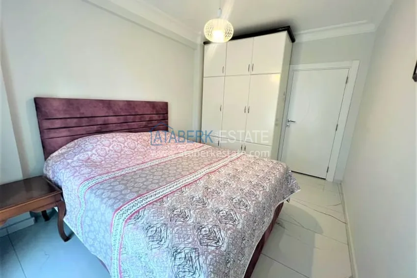 Приобрести Просторная четырехкомнатная квартира на первой береговой линии район Мезитли-Мерсин 5 