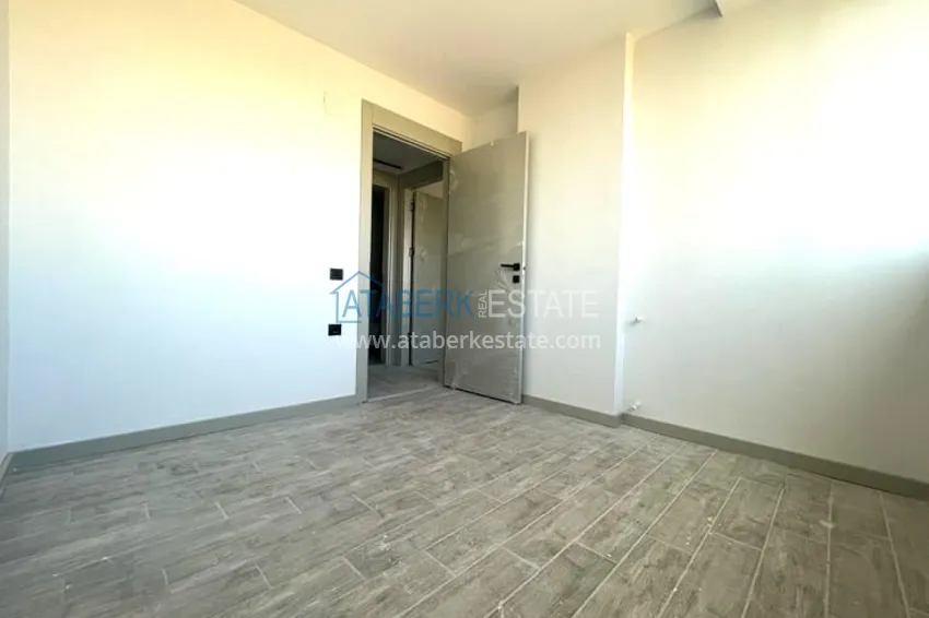 Приобрести Апартаменты 2+1 в небольшом городском комплексе в районе Енишехир-Мерсин 4 