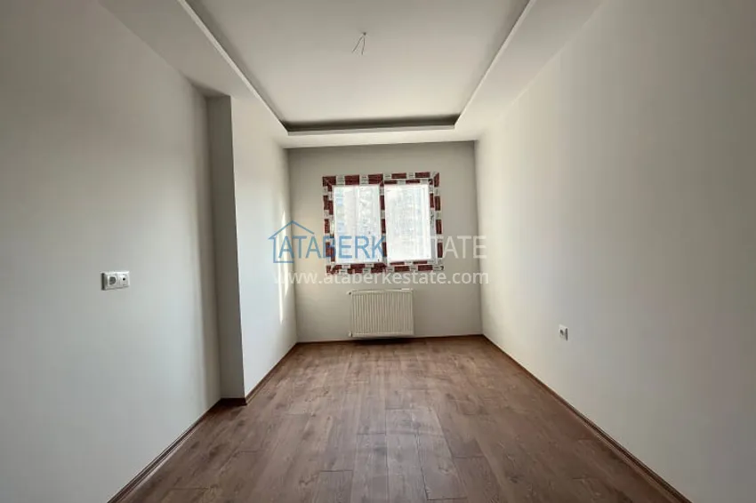 Приобрести Апартаменты 2+1 в новом жилом комплексе в районе Мезитли-Мерсин 11 