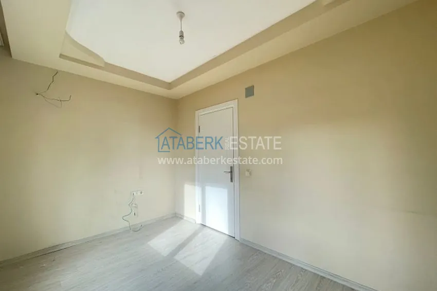 Приобрести Трёхкомнатная квартира в небольшом жилом комплексе в районе Тедже-Мерсин 9 