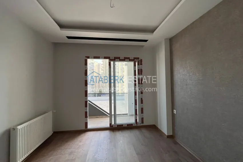 Приобрести Апартаменты 2+1 в новом жилом комплексе в районе Мезитли-Мерсин 12 