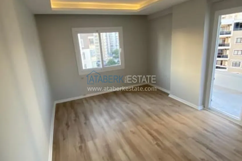 Приобрести Просторная четырехкомнатная квартира в районе Мезитли-Мерсин 7 