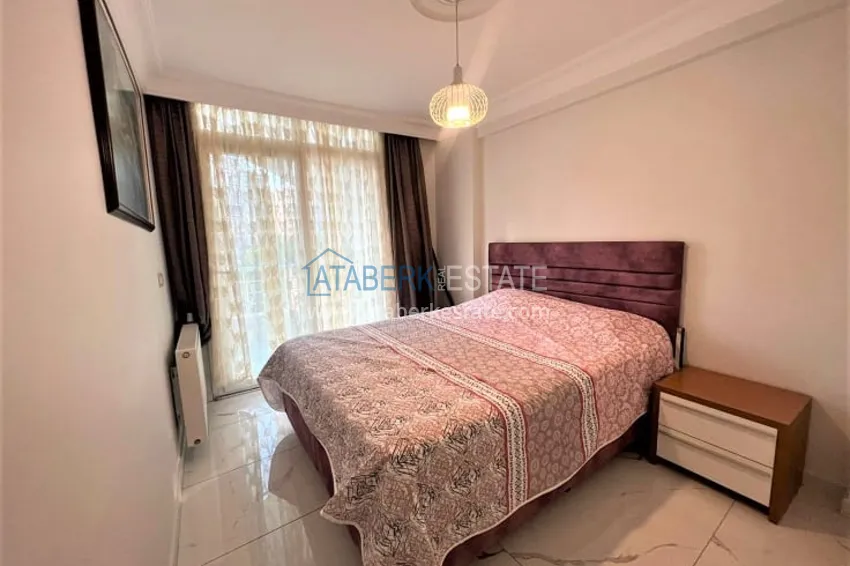 Приобрести Просторная четырехкомнатная квартира на первой береговой линии район Мезитли-Мерсин 9 