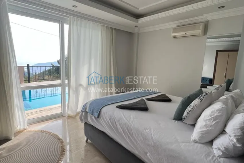 Приобрести Меблированная вилла с видовыми характеристиками в районе Бекташ Алания 13 