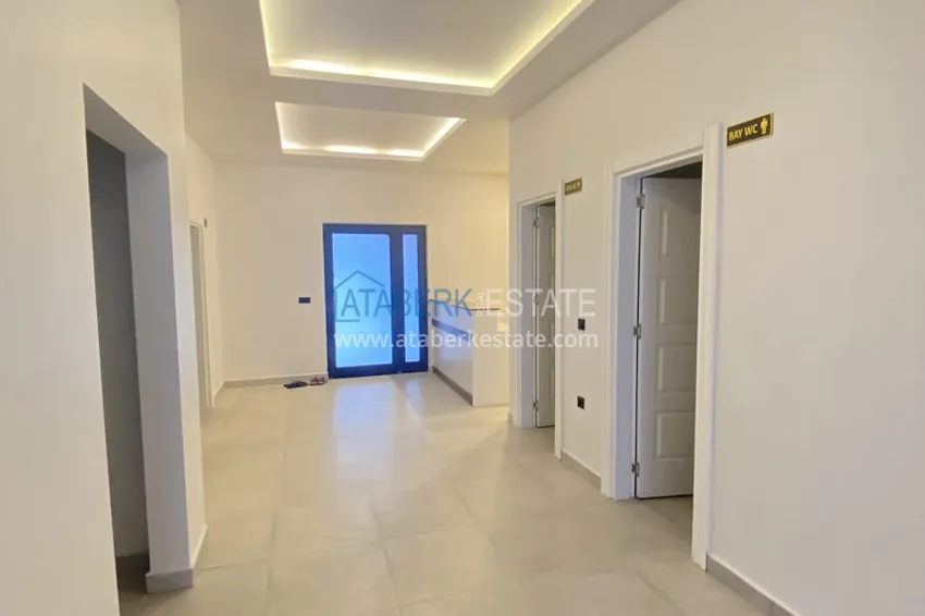 Квартира с новой мебелью и качественной чистовой отделкой в районе Кестель на первой береговой 15 