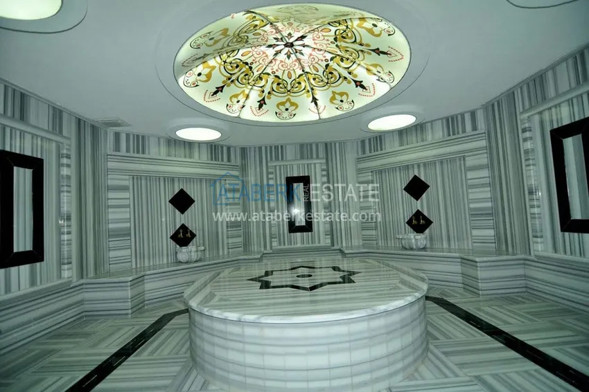 Садовый дуплекс 2+1 в Кестеле с мебелью в благоустроенном комплексе, подходит для гражданства 22 