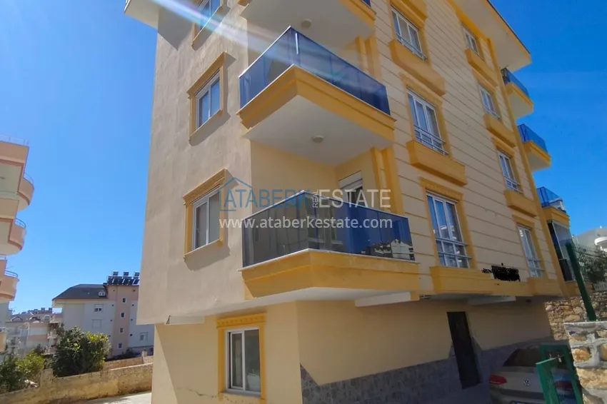 Трехкомнатная квартира с мебелью в доме городского типа – Авсаллар, Алания 3 