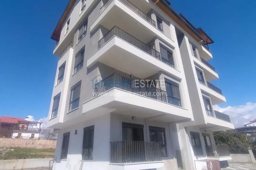 Двухэтажные апартаменты с чистовой отделкой в Газипаше 2 