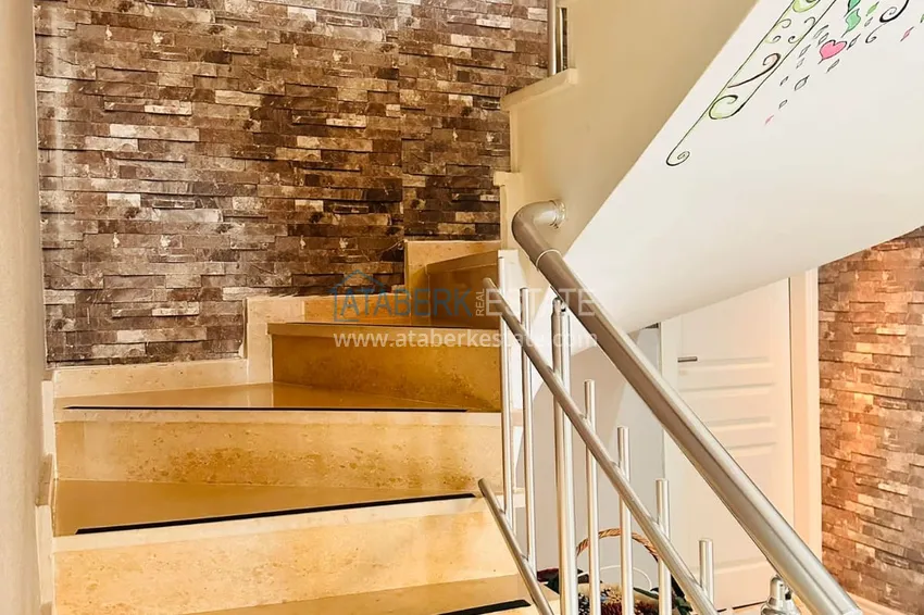 Приобрести Дуплекс 5+1 с мебелью и видом на море, район Джикджилли – Алания 2 