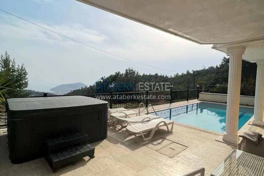 Меблированная вилла с видовыми характеристиками в районе Бекташ Алания 4 