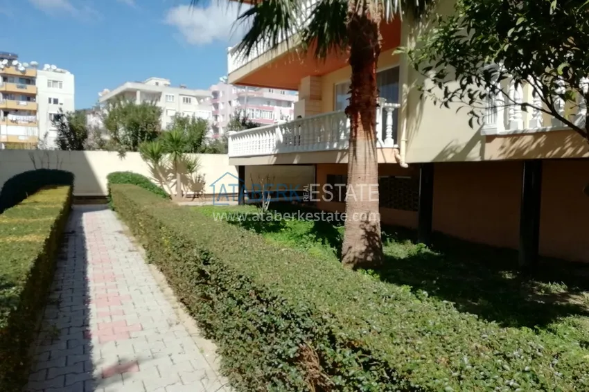 Частично меблированная квартира 3+1 в Газипаше, район Пазарджи всего в 500 метрах от моря 5 