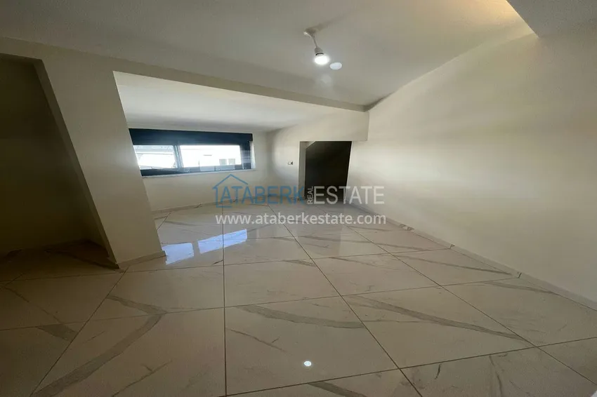 Приобрести Квартира-дуплекс с чистовой отделкой в центре Алании - район пляжа Клеопатра 4