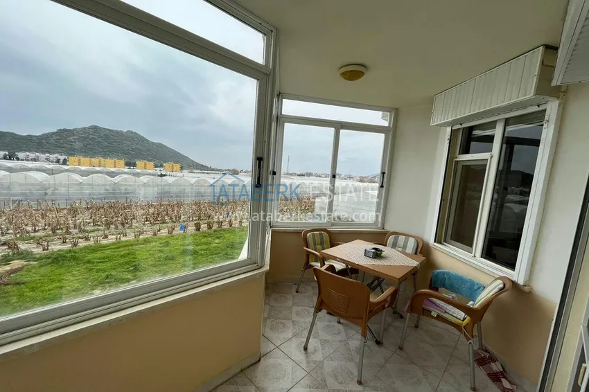 Приобрести Просторная четырехкомнатная квартира с 3 спальнями и открытым видом на горы в Газипаше 8 