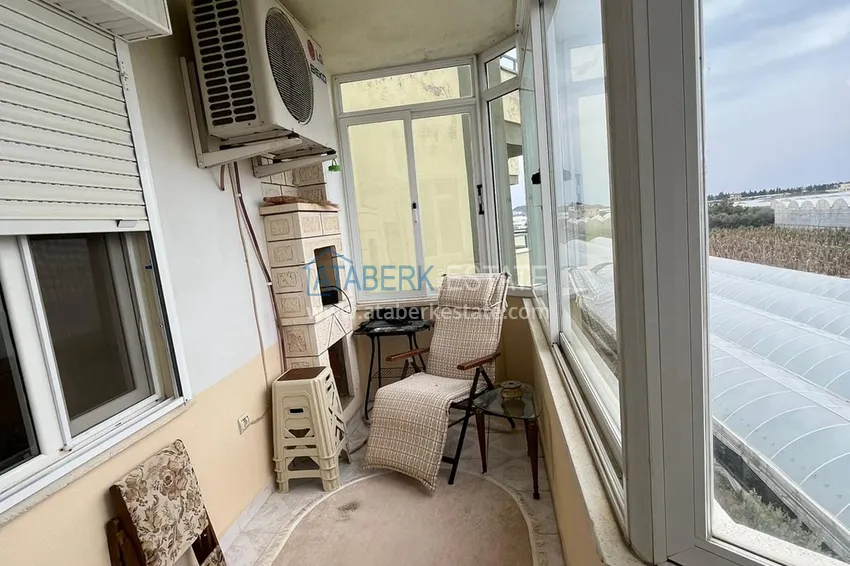 Приобрести Просторная четырехкомнатная квартира с 3 спальнями и открытым видом на горы в Газипаше 10 