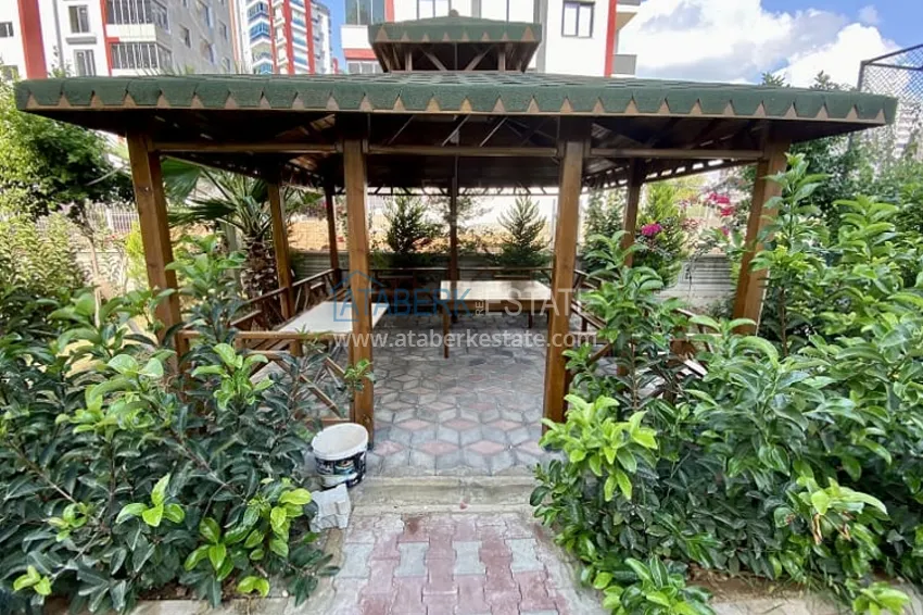 Трехкомнатные апартаменты в новом жилом комплексе в районе Мезитли-Мерсин 4 