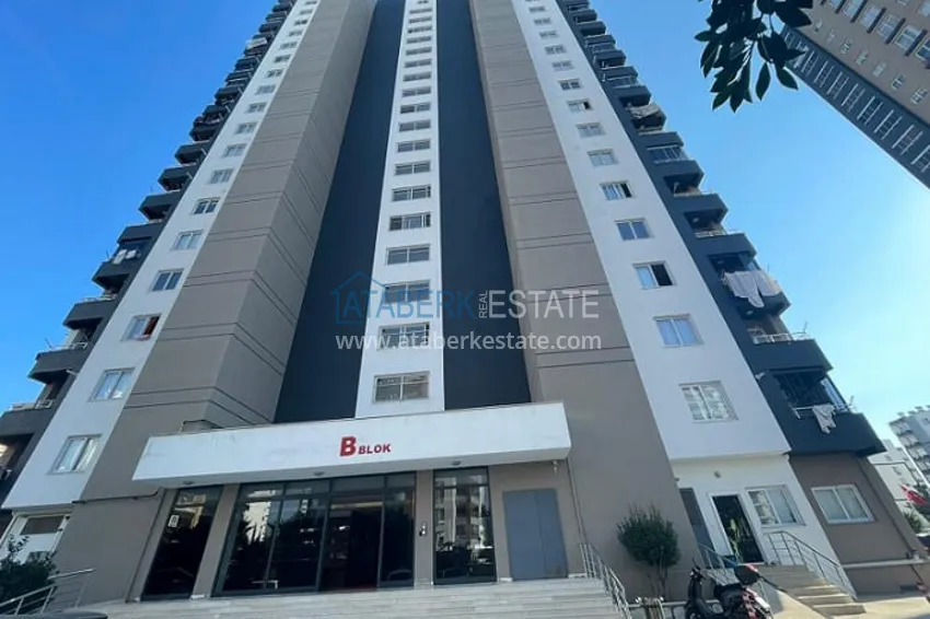 Апартаменты 3+1 с видом на море в районе Тедже-Мерсин 1 