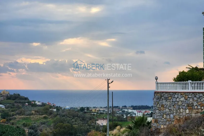 Продажа земли с разрешением на строительство виллы - Газипаша 8 