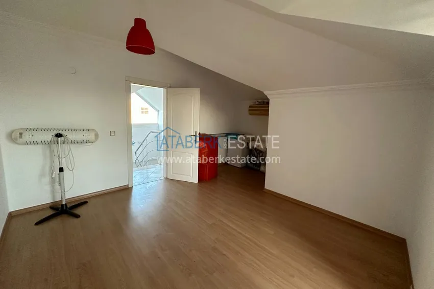 Приобрести Трехэтажная вилла с мебелью в Алании - район Демирташ. Подходит под гражданство 11 