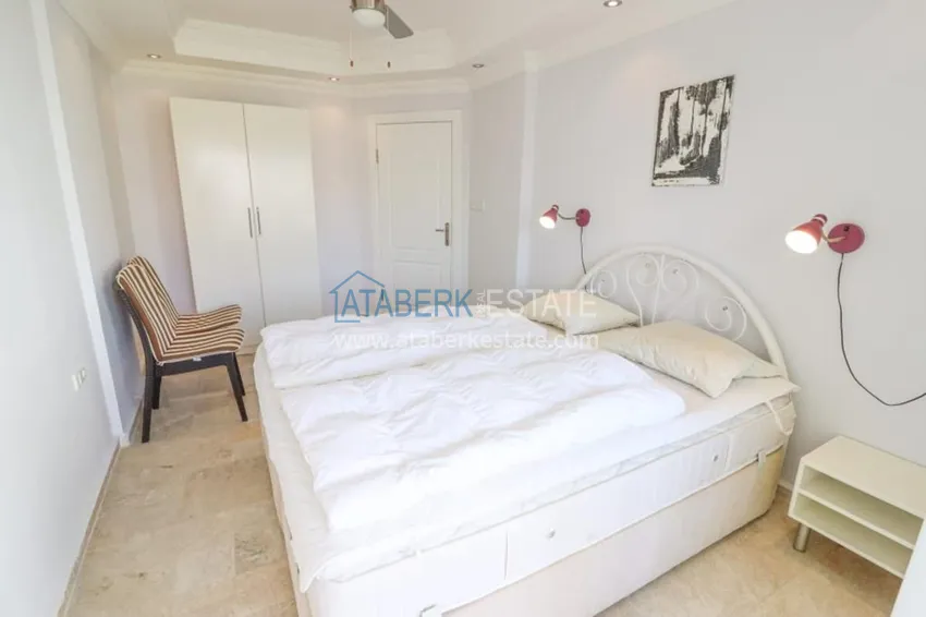 Приобрести Меблированный дуплекс в Авсалларе с видом на море в уютном жилом комплексе 13 