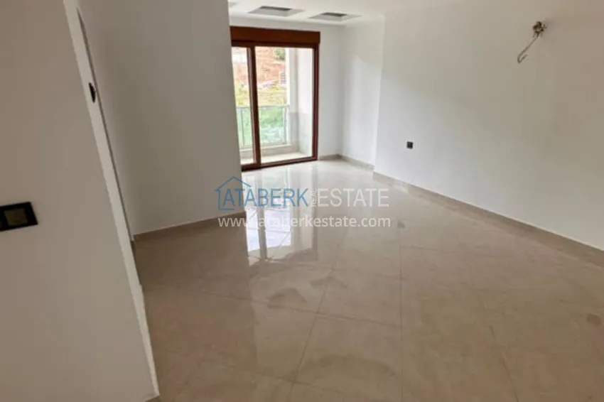 Приобрести Линейная квартира 4+1 в центре Алании с отдельной кухней, видом на море  14 