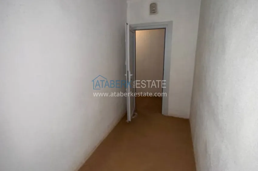 Приобрести Линейная квартира 4+1 в центре Алании с отдельной кухней, видом на море  20 