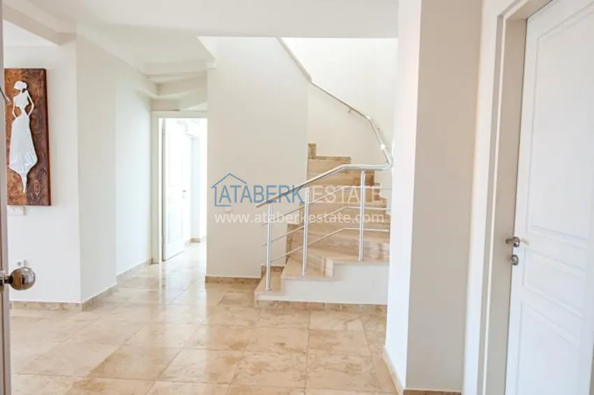 Приобрести Пентхаус-дуплекс 3+1 меблированный с видом на море и горы, район Джикджилли – Алания 1 