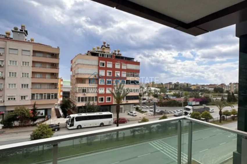 Приобрести Линейная квартира 4+1 в центре Алании с отдельной кухней, видом на море  31 