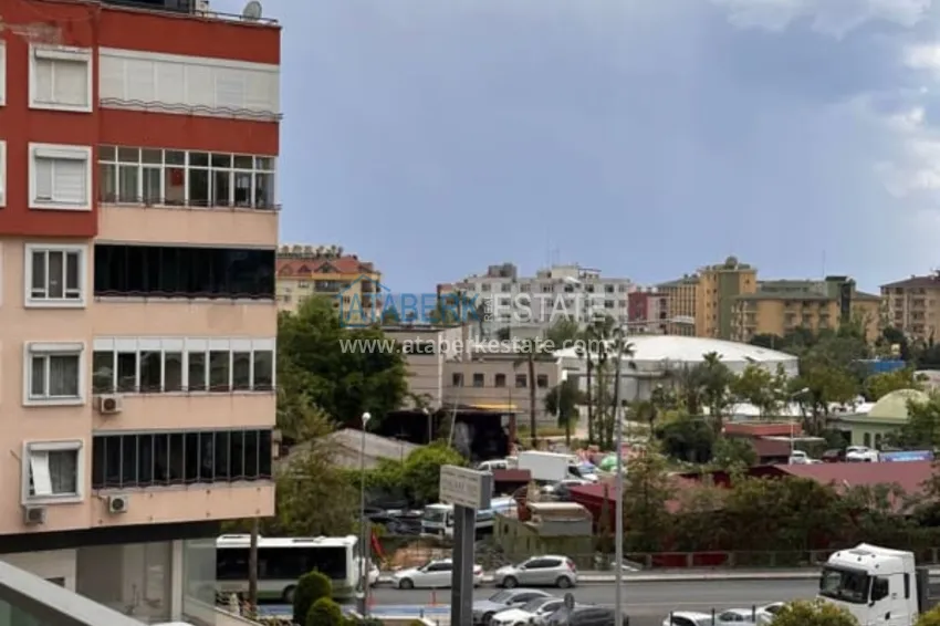 Приобрести Линейная квартира 4+1 в центре Алании с отдельной кухней, видом на море  33 