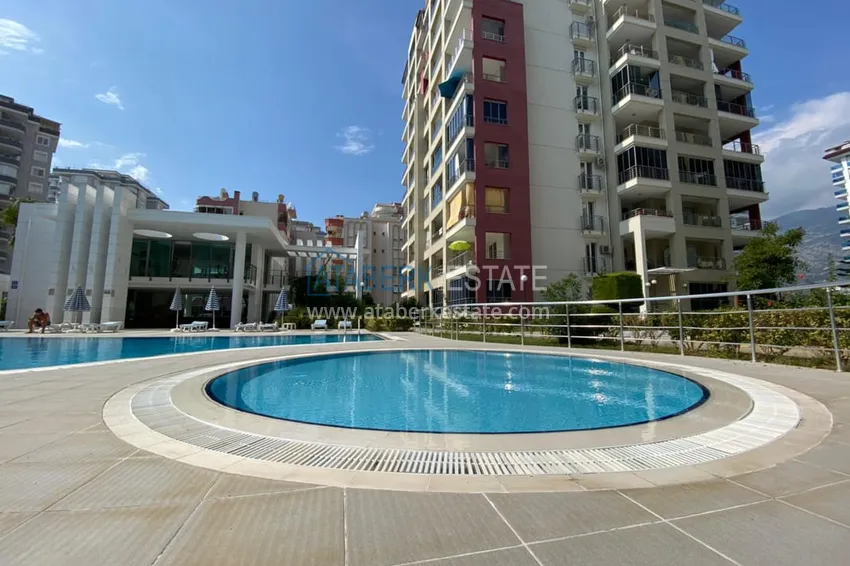 Видовая двухэтажная квартира 3+1 в районе Махмутлар. Подходит для гражданства 2 