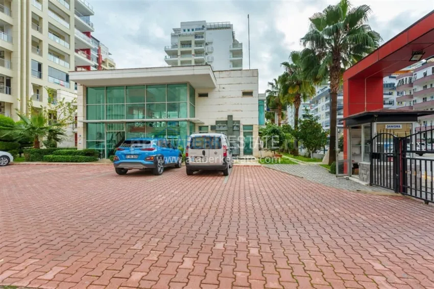 Видовая двухэтажная квартира 3+1 в районе Махмутлар. Подходит для гражданства 6 