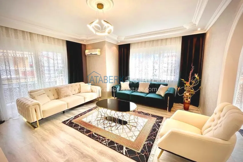 Приобрести Двухэтажные меблированные апартаменты с четырьмя спальнями в районе Оба 4 