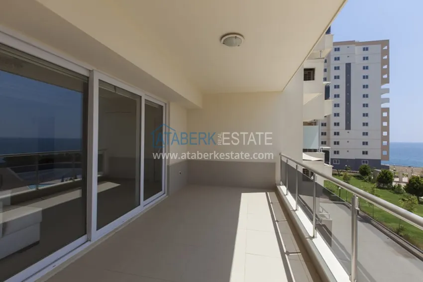 Приобрести Апартаменты на берегу моря в новом жилом комплексе район Аяш-Мерсин 11 