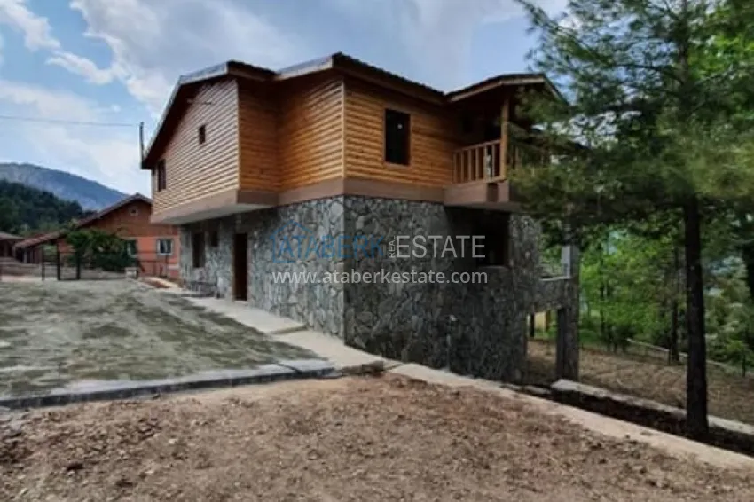 Вилла 4+1 с садом и частной территорией, в районе Торослар города Мерсин 5 