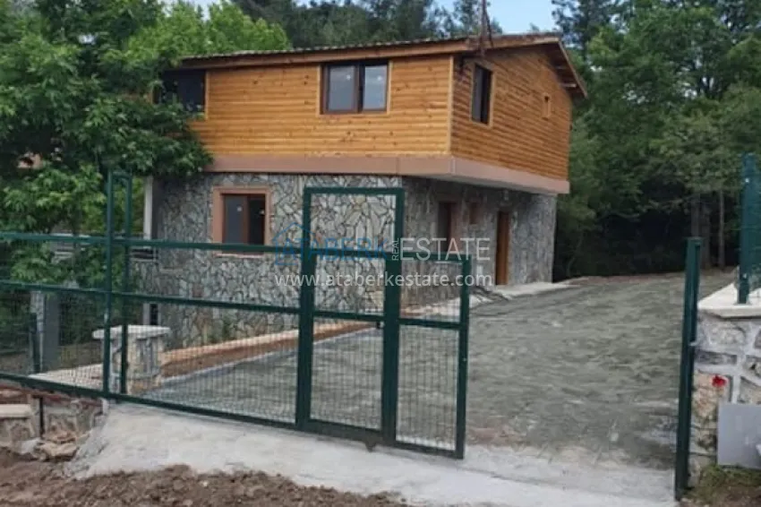 Вилла 4+1 с садом и частной территорией, в районе Торослар города Мерсин 1 