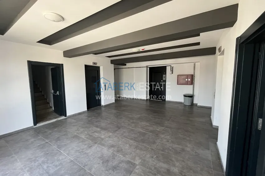 Апартаменты 1+1 с мебелью и техникой, частично вид на море в районе Мезитли-Мерсин 21 