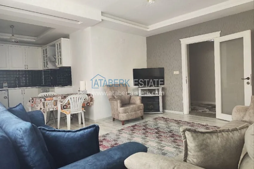 Квартира 2+1 в жилом комплексе с инфраструктурой комфорт-класса в 100 метрах от Средиземного моря в районе Томюк-Мерсин 1 