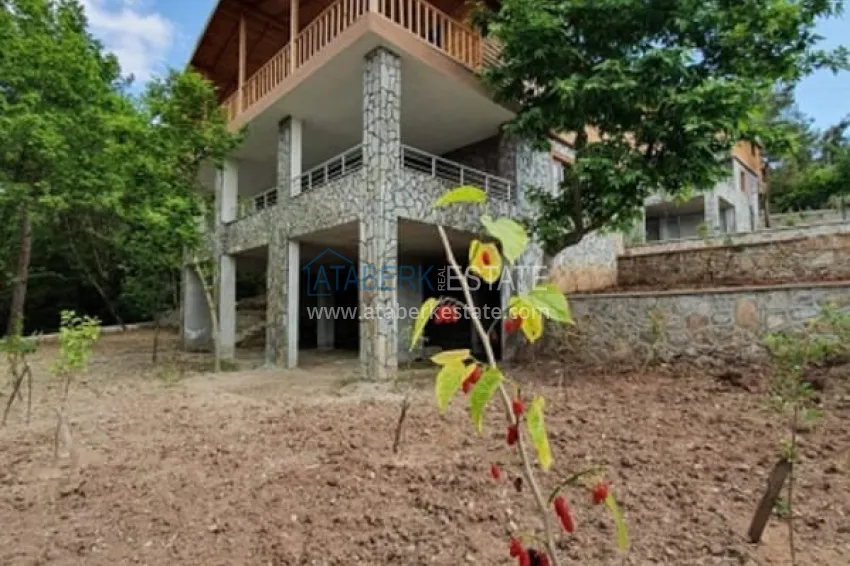 Вилла 4+1 с садом и частной территорией, в районе Торослар города Мерсин 7 