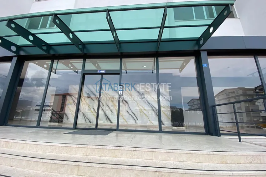 Линейная четырехкомнатная квартира с мебелью в Алании – Газипаша 15