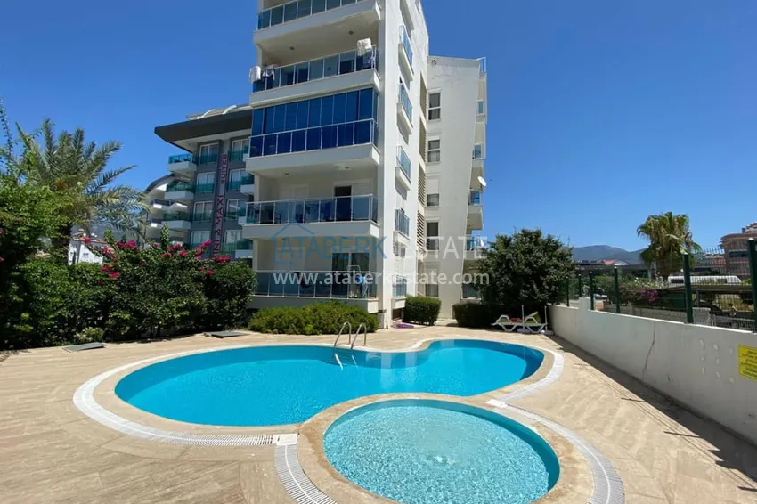 Квартира 1+1 меблированная всего в 200 метрах от берега моря, район Оба – Алания 1 