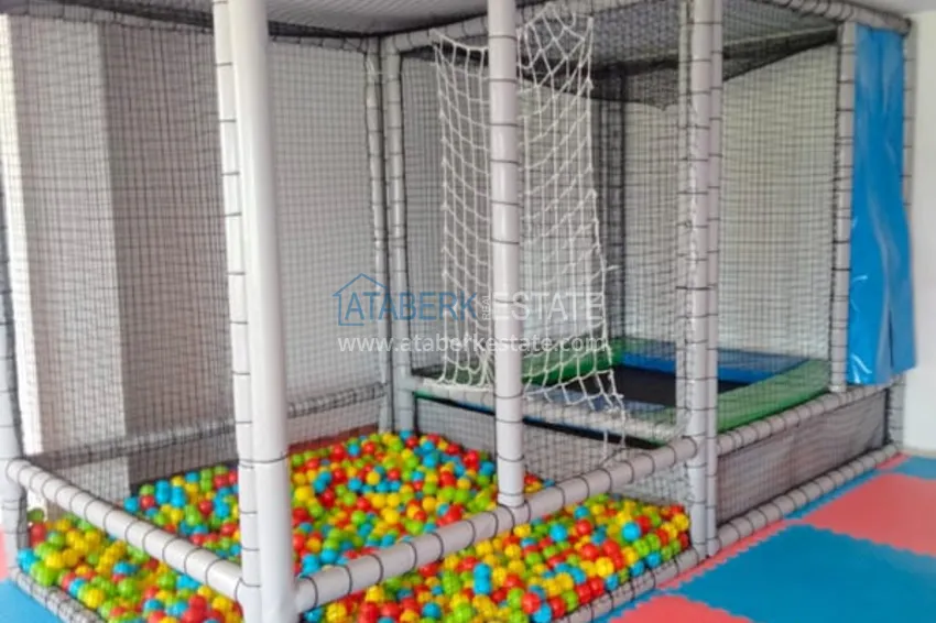 Линейная четырехкомнатная квартира с мебелью в Алании – Газипаша 28